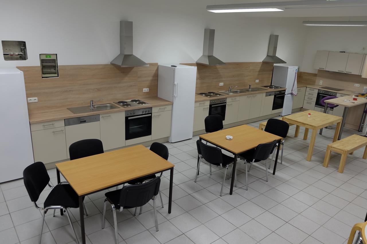 Montagehotel Bed & Steel Linz Zewnętrze zdjęcie