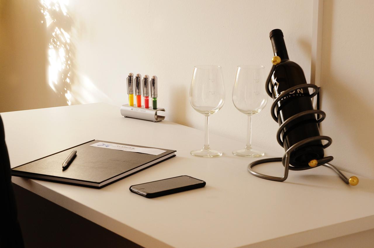 Montagehotel Bed & Steel Linz Zewnętrze zdjęcie